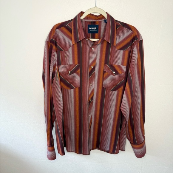 Vintage Wrangler Western Collar Pearl Snap Shirt Red Multi Stripe With Pockets - Picture 1 of 6